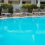 Host In Italy - Oasi Moderna Con Piscina A Due Passi Dal Mare Eraclea Mare