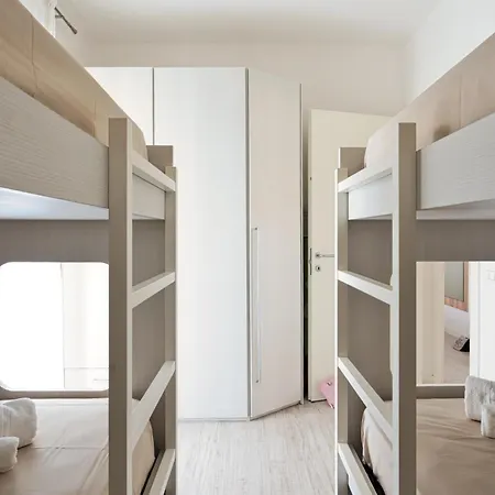 Oasi Moderna Con Piscina A Due Passi Dal Mare アパート *