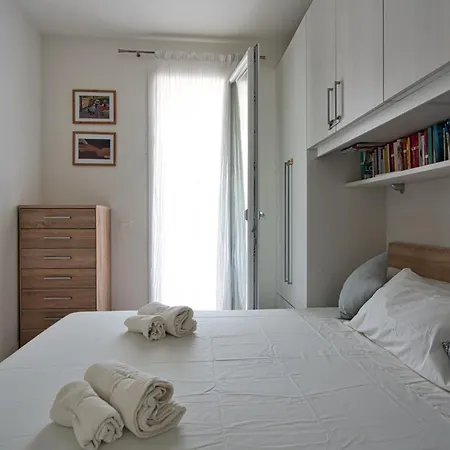 Oasi Moderna Con Piscina A Due Passi Dal Mare アパート エラクレア・マーレ
